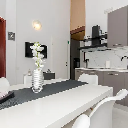 Apartments Seaside *