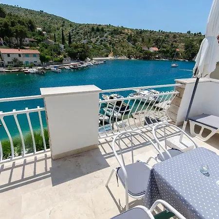 Apartments Seaside