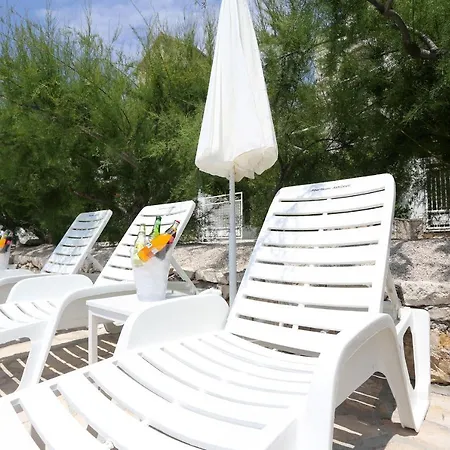 Apartments Seaside * Bobovisca