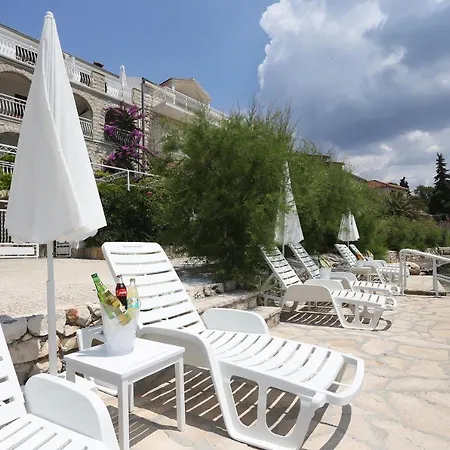 Apartments Seaside Apartment