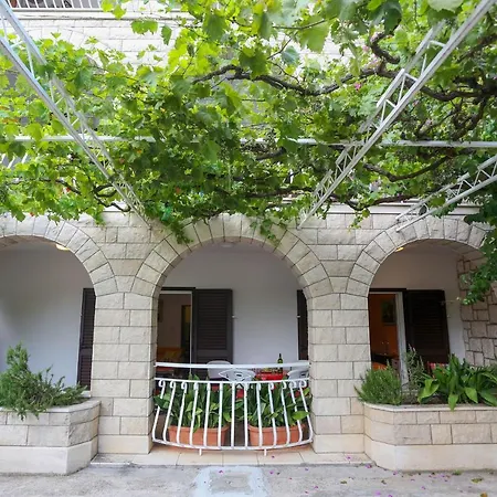 Apartments Seaside Apartment *